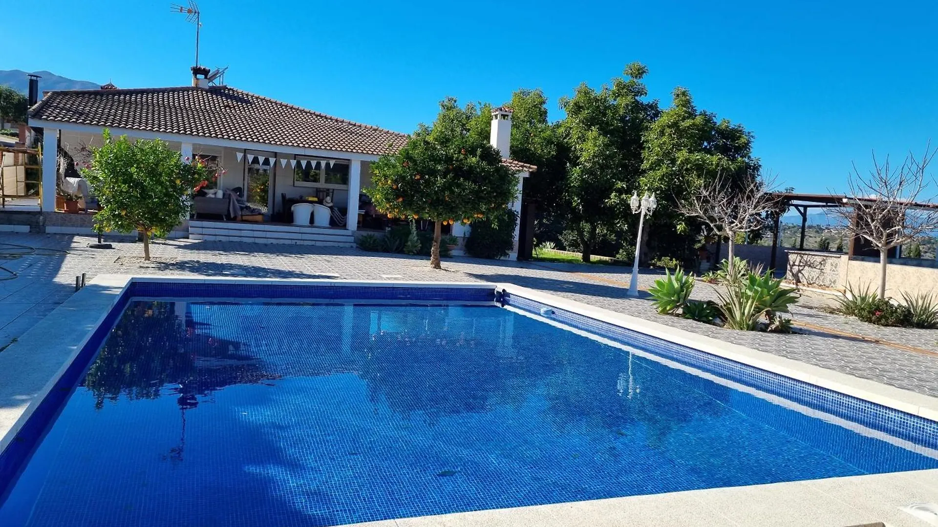 Finca Vista El Montanes マラガ スペイン